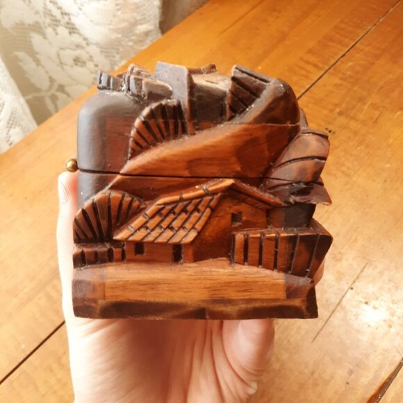 VINTAGE hand carved Honduran Wooden Jewelry Trinket Box made in Honduras, C.A. - Picture 7 of 9
